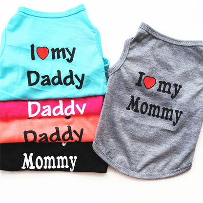 "I Love Mommy & Daddy" Pet T-Shirt – Casual and Adorable Cat & Puppy Clothing