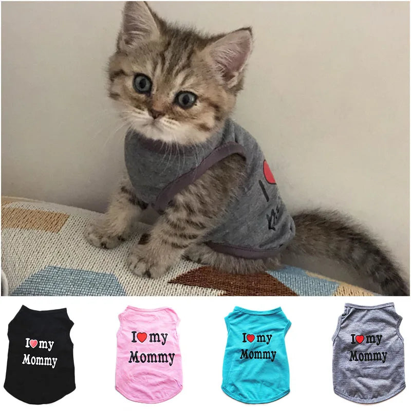 "I Love Mommy & Daddy" Pet T-Shirt – Casual and Adorable Cat & Puppy Clothing